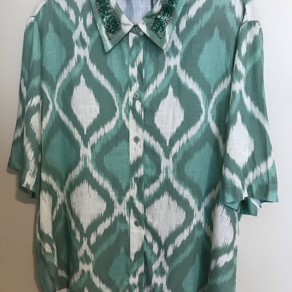 Zara Green Boxy Button Down Shirt with Notched Collar